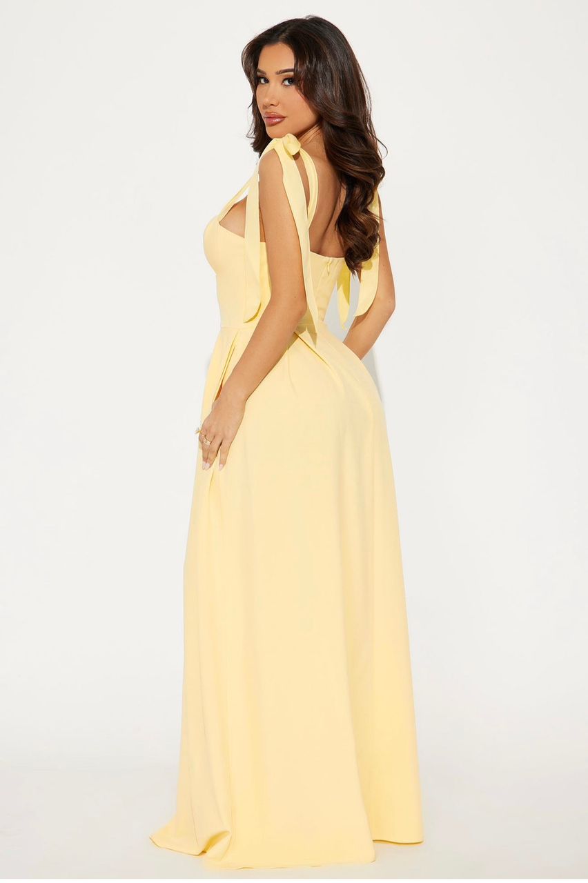 robe jaune